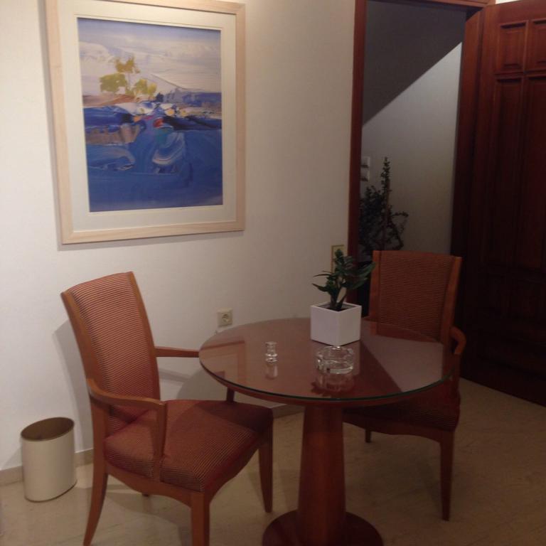 Apartment Knossos By Heloni